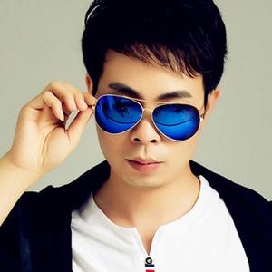 《只有我》歌词 — 刘子墨