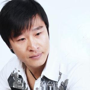 赵星宇伤害歌词下载
