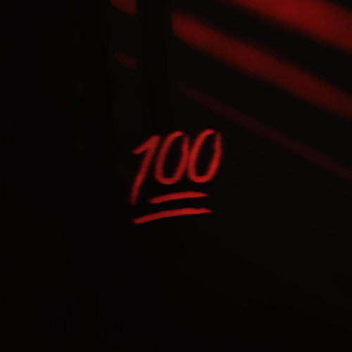 100