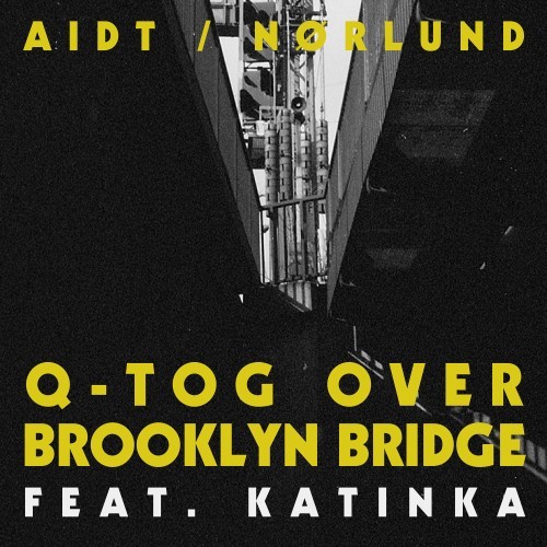 Q-Tog Over Brooklyn Bridge