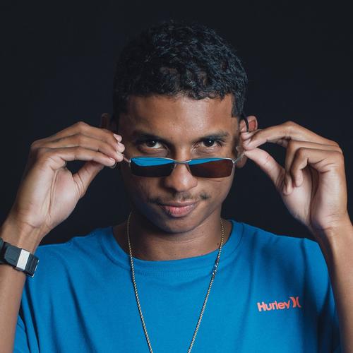 Lovezinho (Explicit)