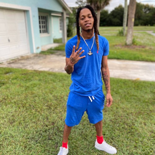 Get Sumn (feat. Lil Dee) [Explicit]