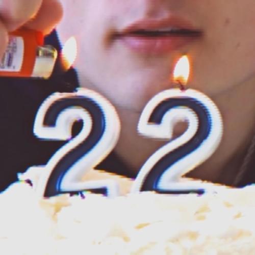 22