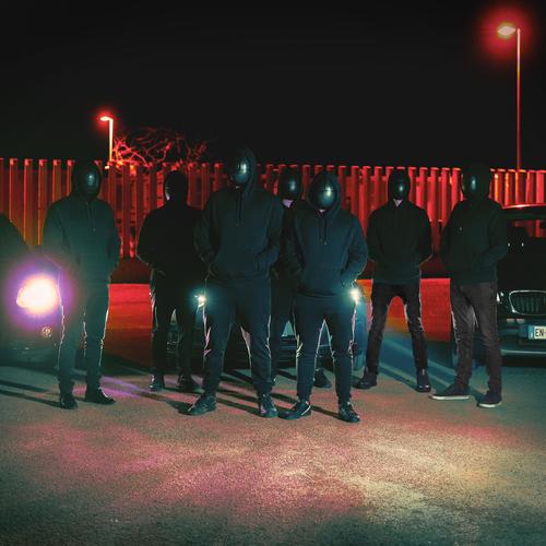 Total black (feat. essekappa & el chin) [Explicit]