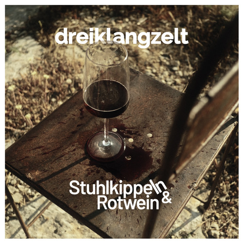 Stuhlkippeln & Rotwein