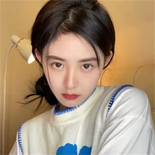 废墟里的玫瑰