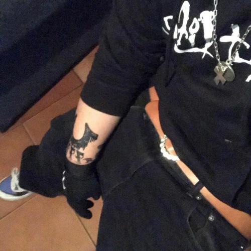 Beach Bitch (feat. Onlytitojugg & G4rbage) [Explicit]