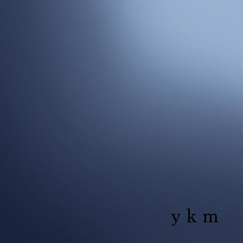 Y K M