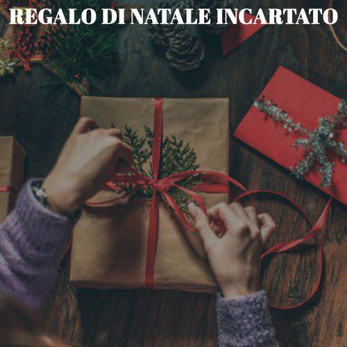 Regalo di natale incartato