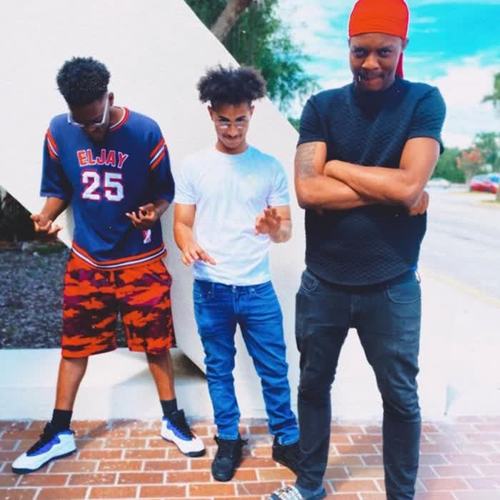 Back 2 Back (feat. Smitty3x & TezTheKid) [Explicit]