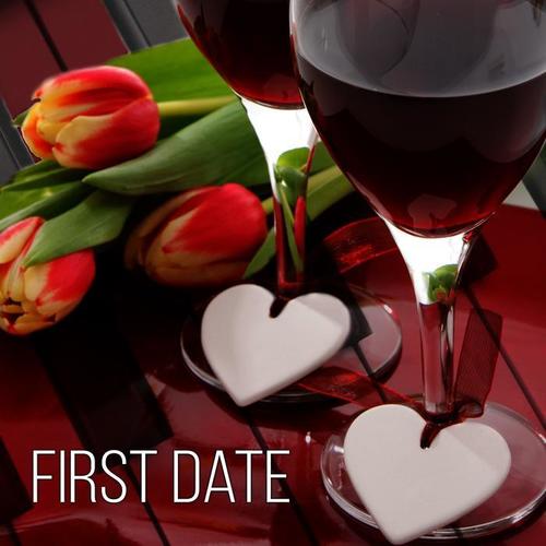 First Date – Essential and Mood Music for Lovers, Hugs and First Kiss, Romantic Evening Ideas, Intimate Moments and Passionate Love with Soft Piano, Candles and Wine, Holding Hands