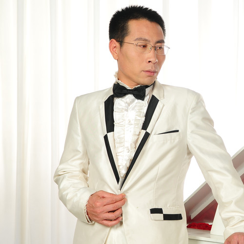 我们都是护旗手