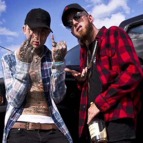 Fade Away (feat. Caskey)