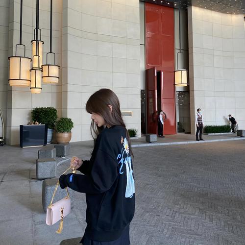 依旧等当初那个人