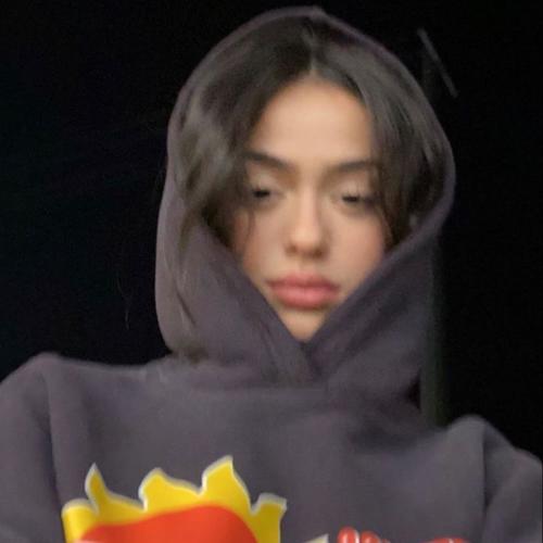 romani (feat. Pinkgrillz88) [Explicit]