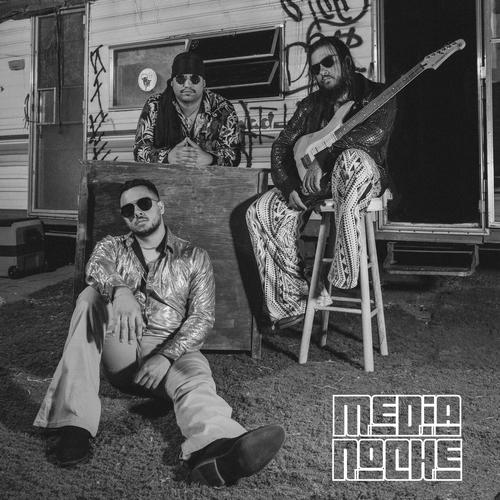 MEDIA NOCHE (Explicit)