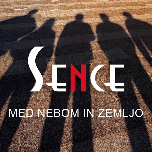Med nebom in zemljo