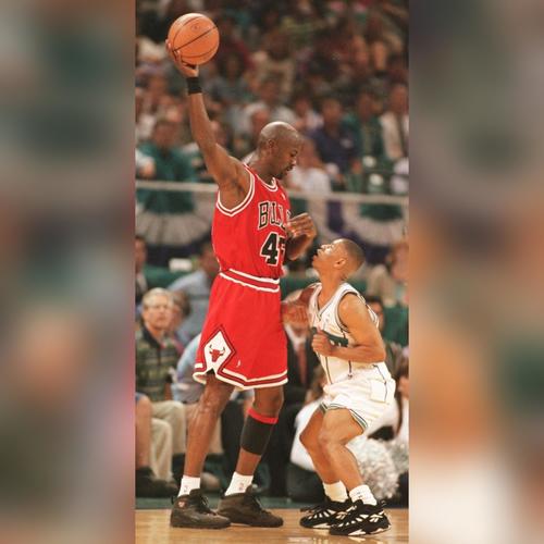 Muggsy Bogues (Explicit)