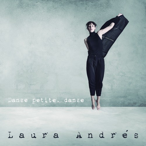 Danse, petite, danse