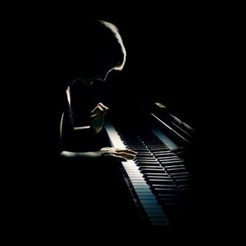 寂夜的钢琴曲