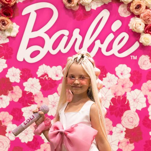 Barbie svijet (feat. Loli)