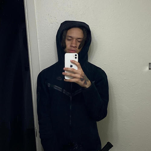 Pluto (feat. Chosen Ro) [Explicit]
