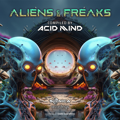 Aliens & Freaks