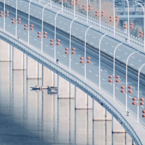 特 别 日 记