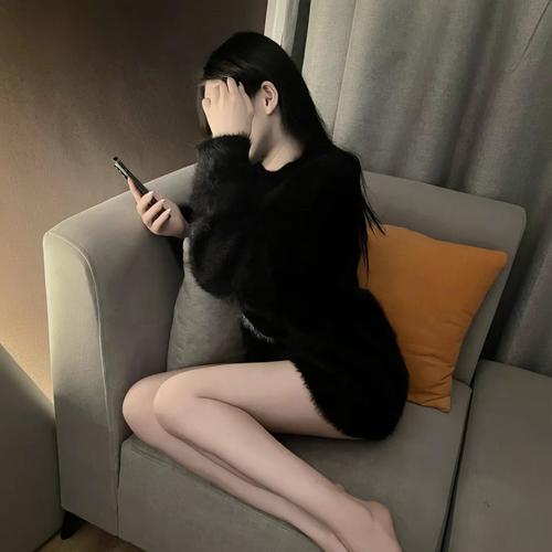 爱我还是爱她