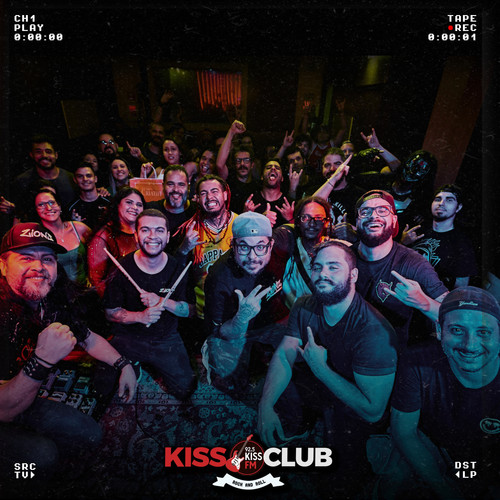 No Palco Sagrado do Kiss Club (KISS FM 92.5 São Paulo)