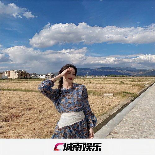 七分双眸