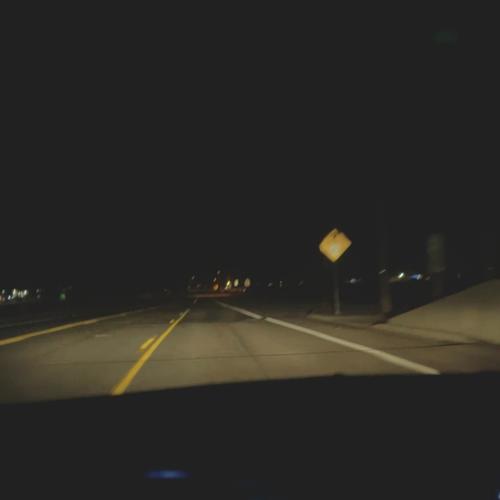 nobody knows (feat. Hunner)