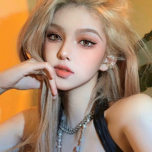 踩到朕的裙子了