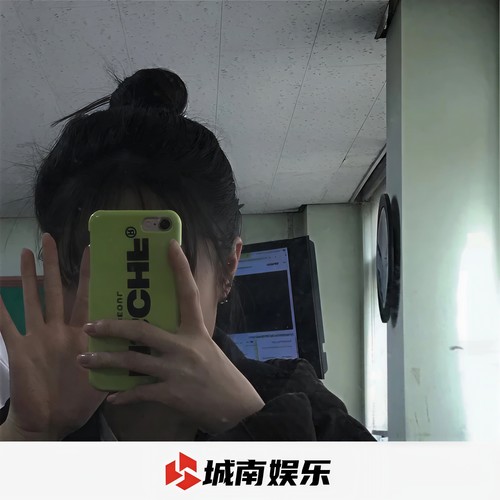 水揽星河