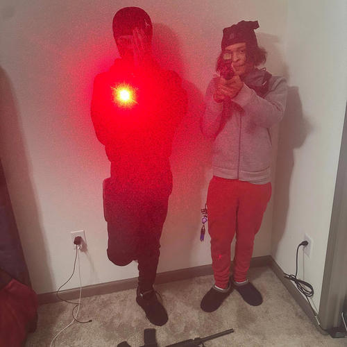 Thug Løve (Explicit)