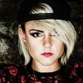 Christina Novelli&Super8 And Tab