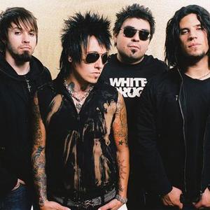 Papa Roach《Alive (N' out of Control)》[MP3_LRC]