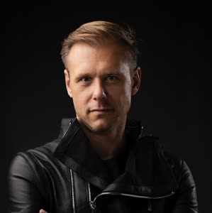 Armin van Buuren《This Is What It Feels Like (W&W Remix) - remix》[MP3_LRC]