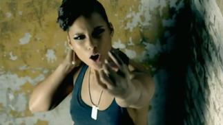 Alicia Keys《Try Sleeping With A Broken Heart》
