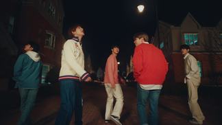 Blue Moon-N.Flying